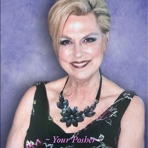 YOUR POSHER ~ Loni’s Lovelies